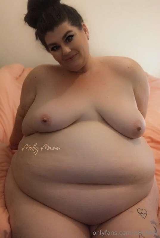 Do you like your BBW’s XXL? 🙈