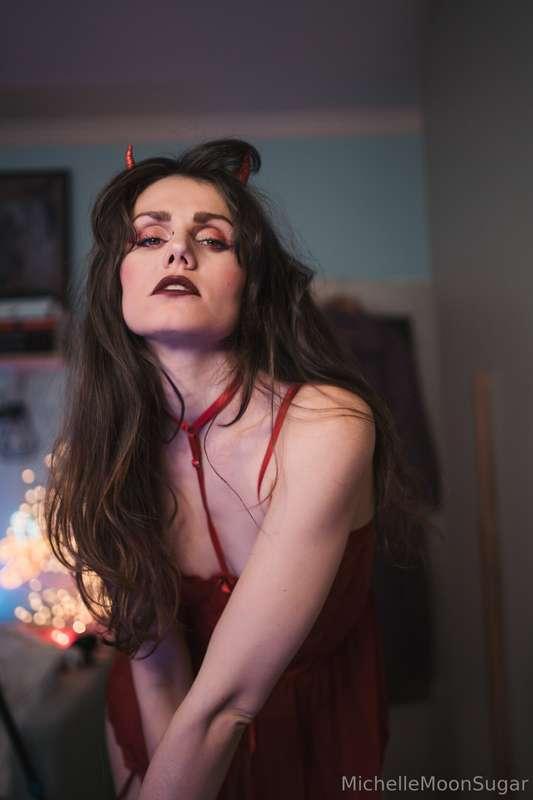 I am in a Devilish mood this evening… 👼 hehe I think we all ..