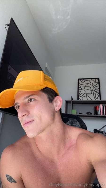 I swear Friday is my horniest night of the mfin week 😩 anyon..