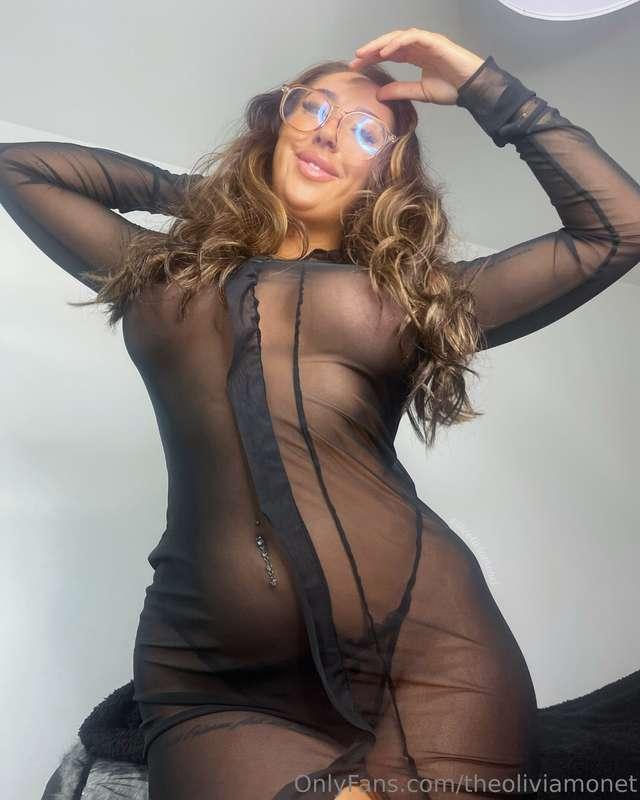 Little black dress 😝