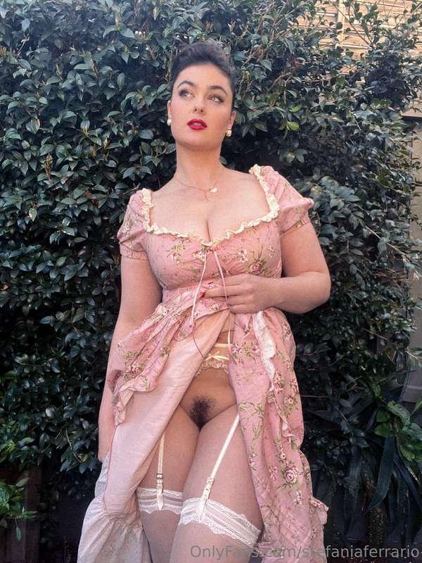 Do you like my new dress? 🌸🎀🩷