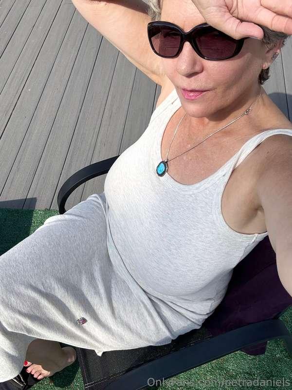 rain thurs. and i got to catch some rays today for 10 min!