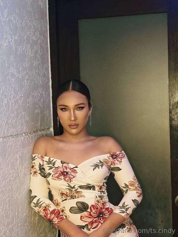 Today I decided to treat myself and dressed up in a dress an..