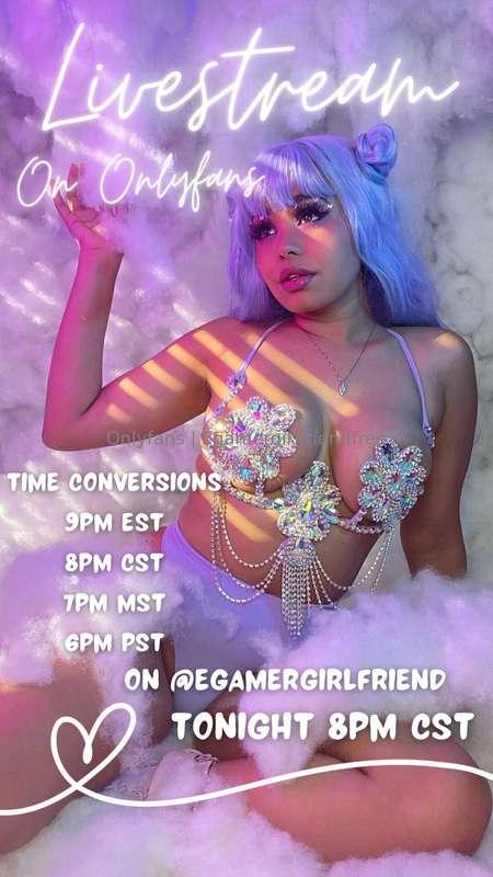 TONIGHT!!! Between 8/9pm CST I WILL BE LIVE!!! 🙈💕