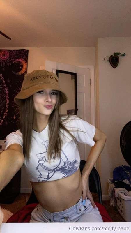 https://onlyfans.com/hippietrips  # Advertisement   TOP 1.8%..