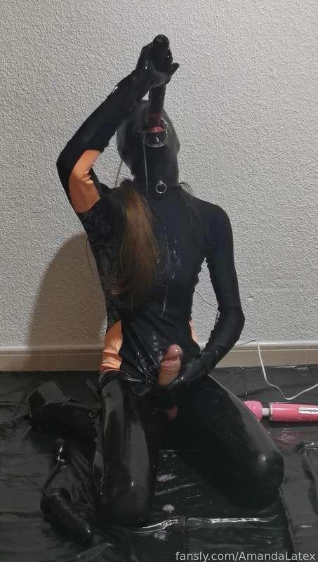 amandalatex image #3