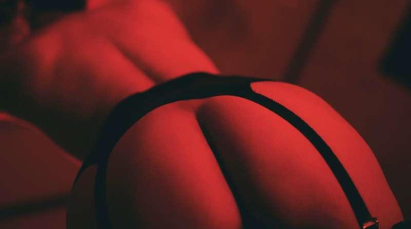 Swipe for a peek underneath 👀