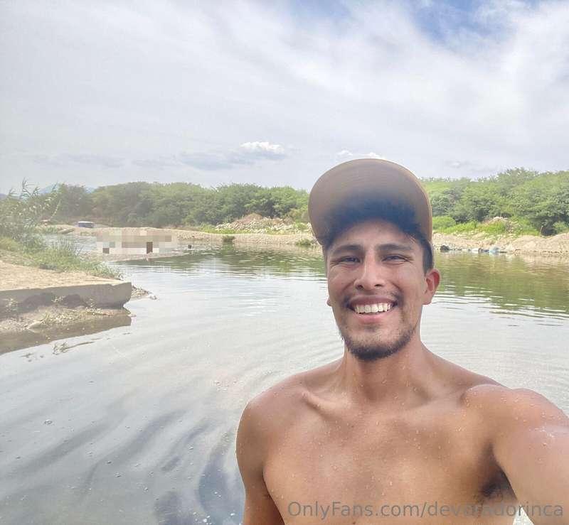 💙 @devoradorinca