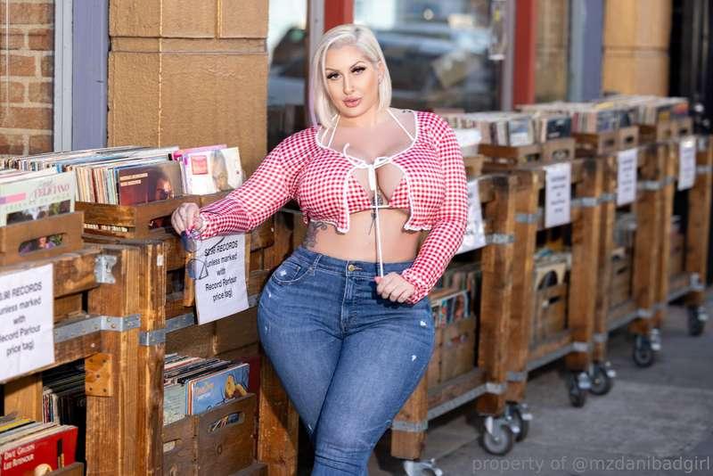 mzdanibadgirl image #3