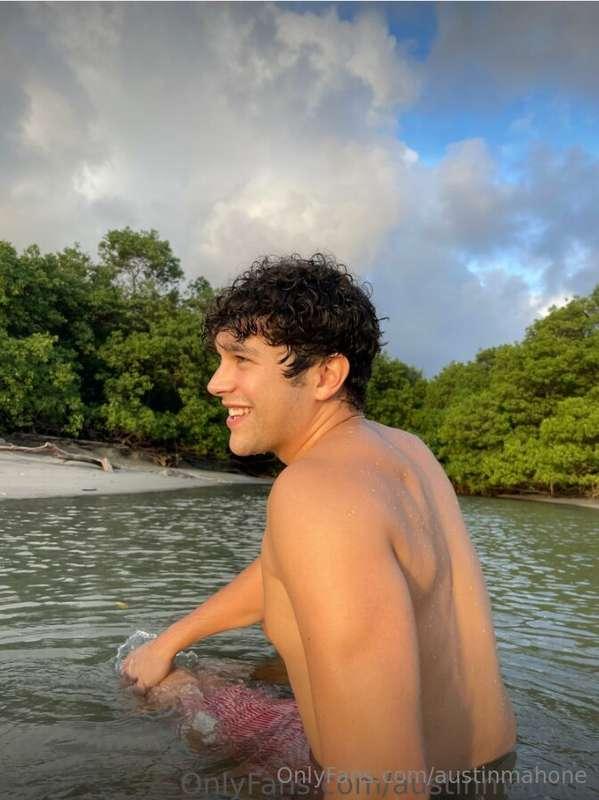 1 year ago 😉😎 Let’s make more memories! 🤩