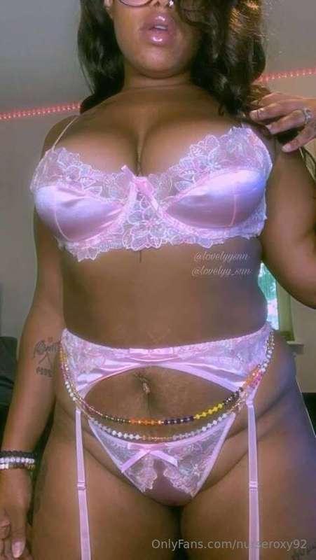 Thick, horny milf; Cum see what I'm about 😌 50% OFF‼️🆓: @lov..
