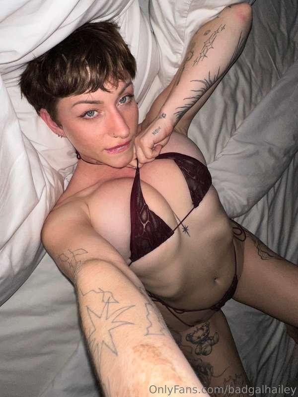 badgalhailey main image