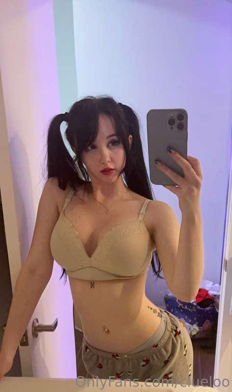 Before bed bathroom selfie 🫠 who wants to deep throat me ins..