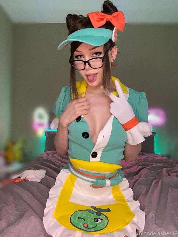 Freeze! Don’t move 🥶💙 (Mei cosplay)