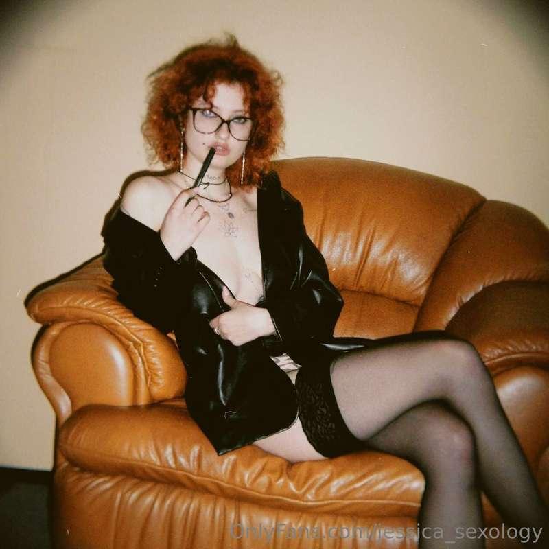Some more 80's vibes! 💋💋