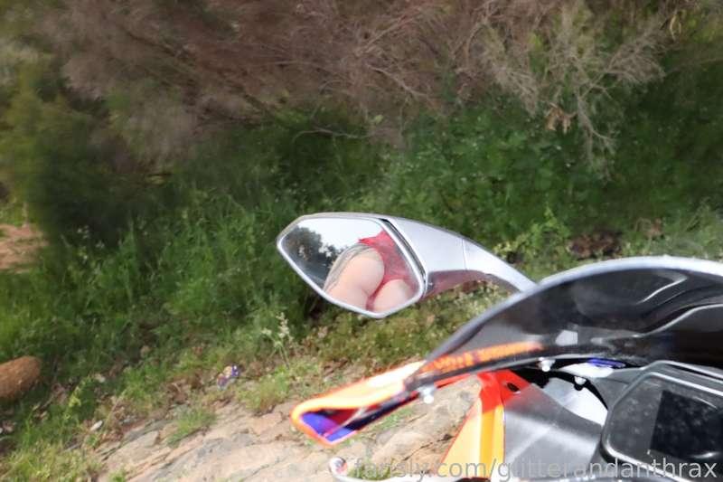 glitterandanthrax image #9