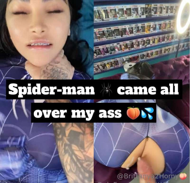 Spider 🕷️ man CUMMED all over my ass 🤯 Watch me get fucked m..