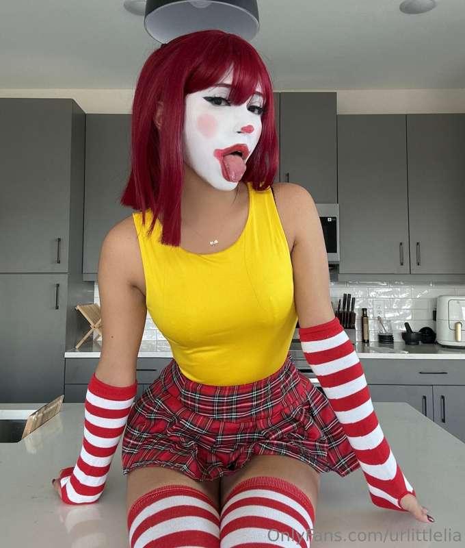 On the menu today: Me ❤️🤍❤️