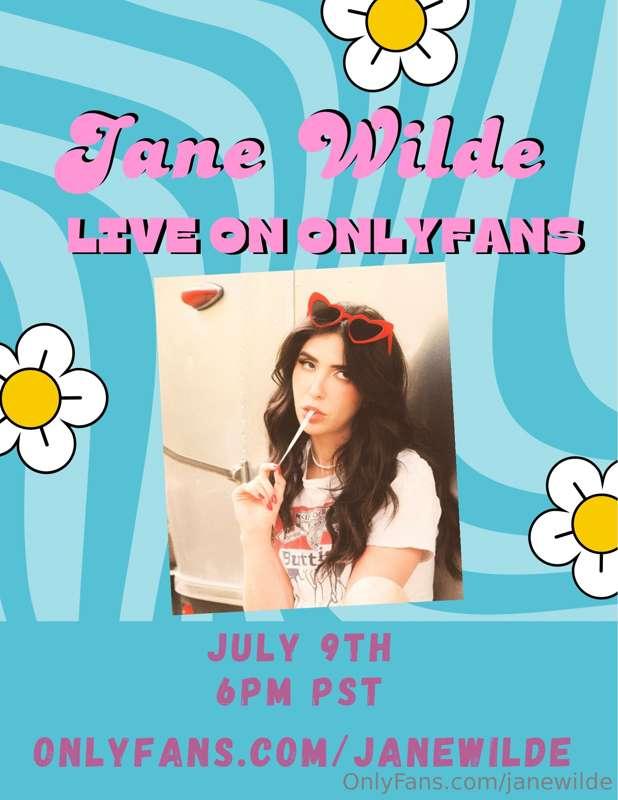 be there or be square 🫶🏻