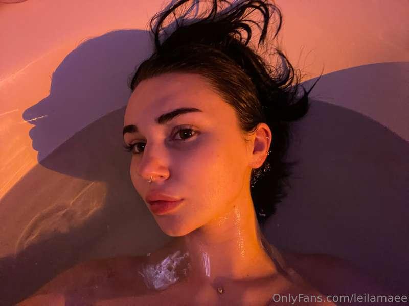 leilamaee image #0