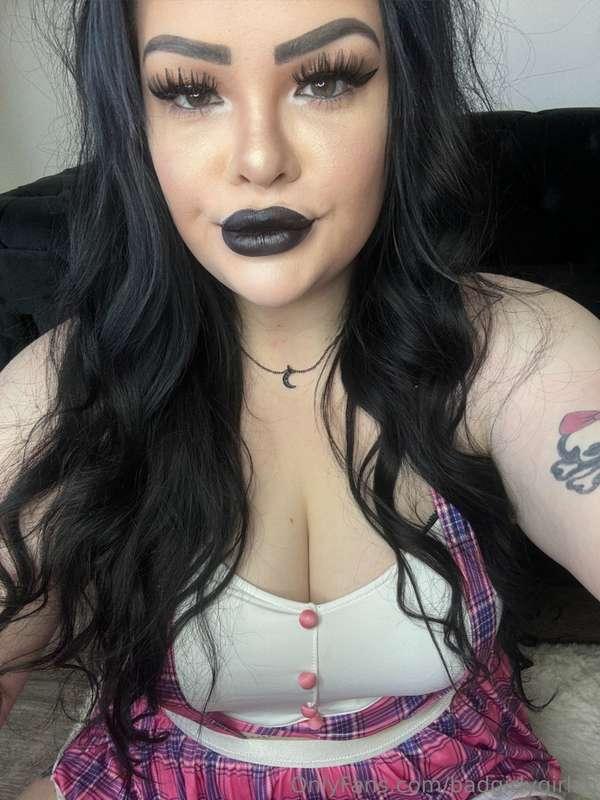 Happy Friday!🤩