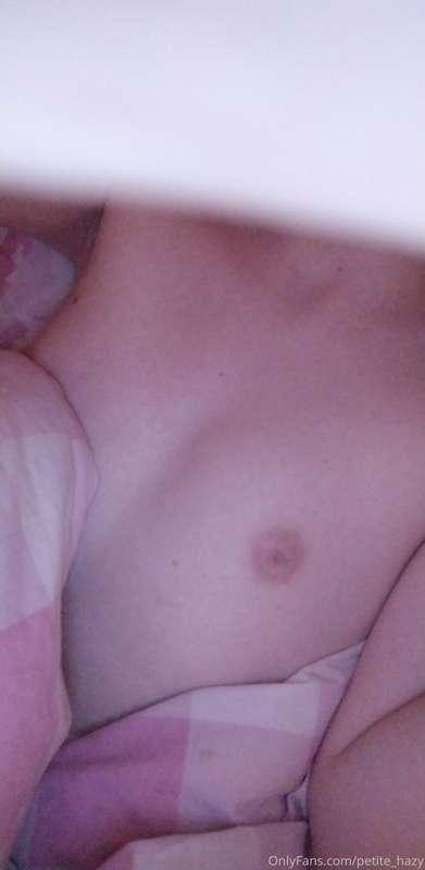petite_hazy image #0