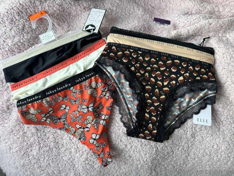 I bought myself a bunch of new panties yesterday 😍🤩 which on..