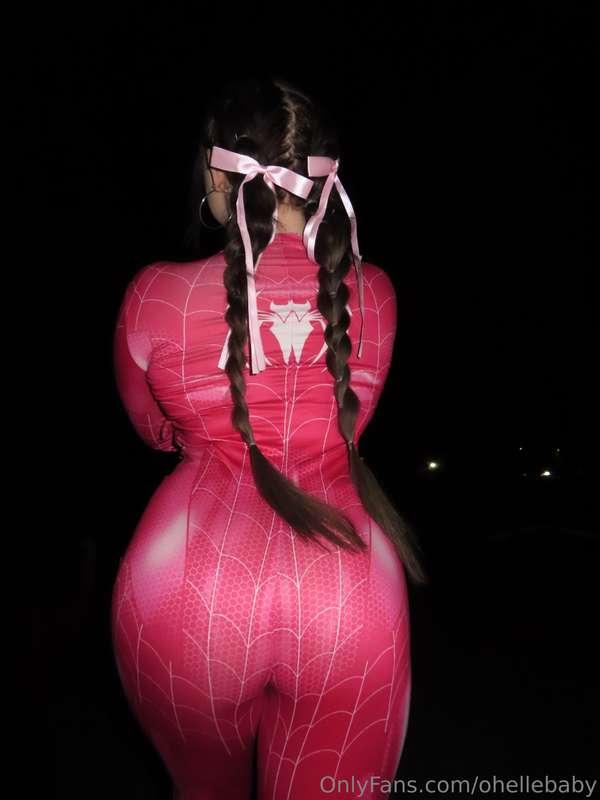 I’ve never been much of a damsel in distress😏💕🕷️