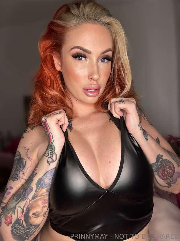 If you like big boobs you should dm me ;)