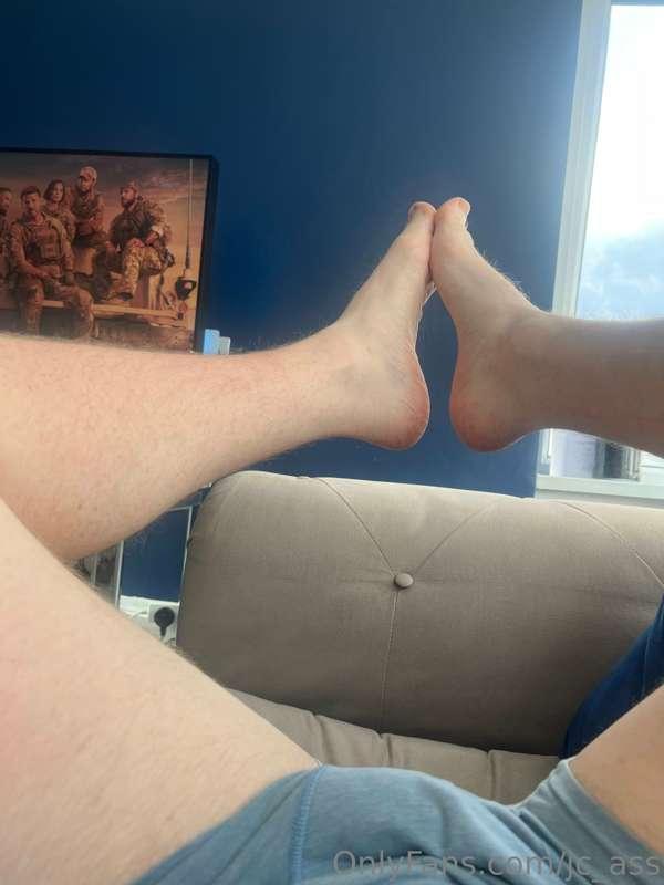 Footjob anyone