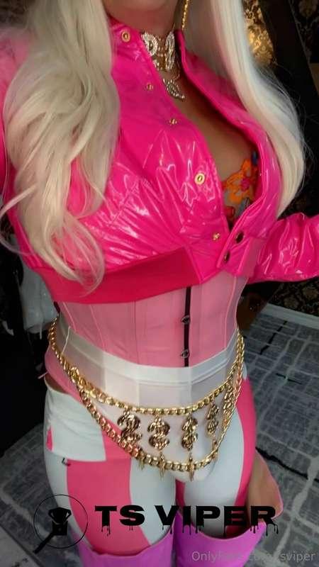 pink spandex bimbo cuming soon, check your dms for premier