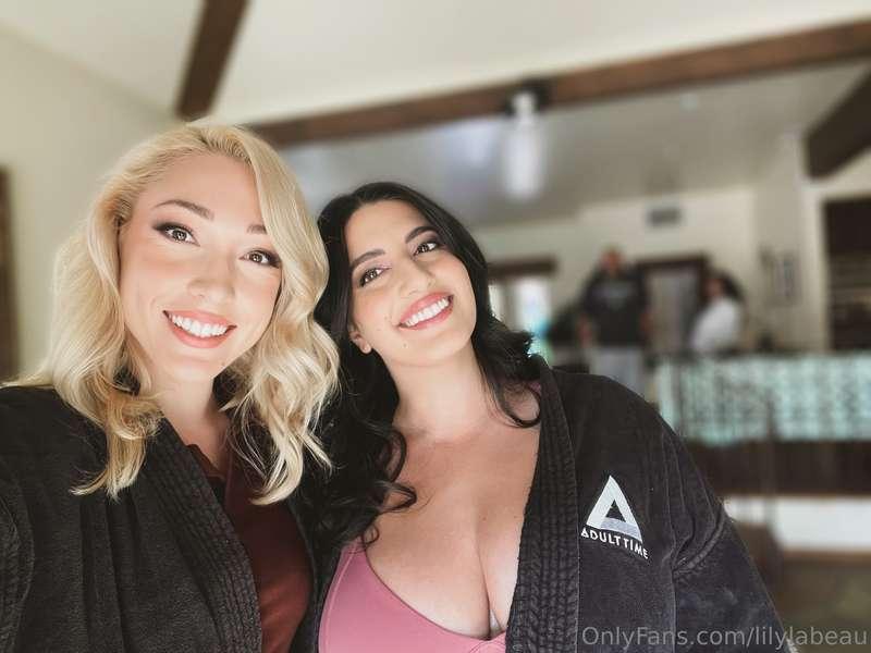 Another amazing day on set, today with the lovely @saraharab..