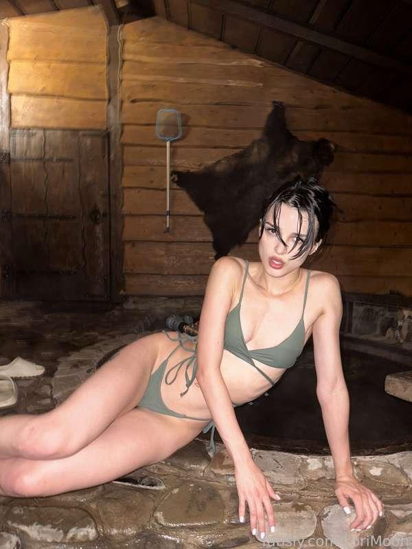 lorimoon image #0