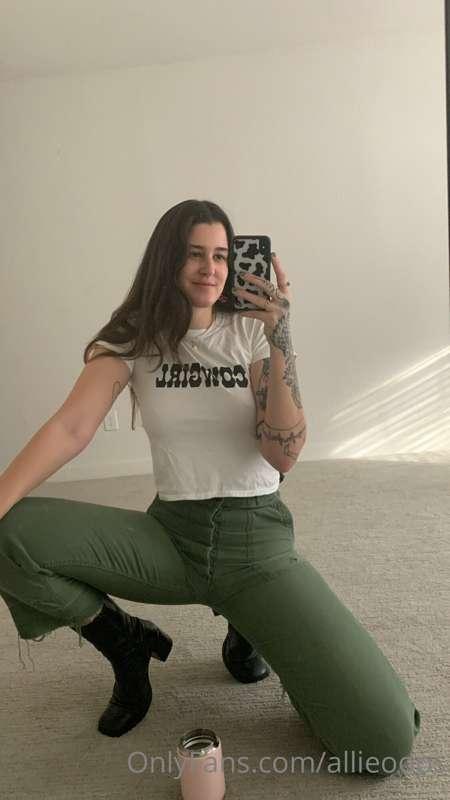 freeallieoops image #0