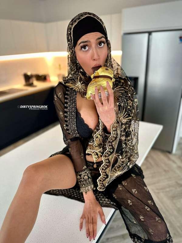 A little more in my mouth wouldn't hurt... 🥵