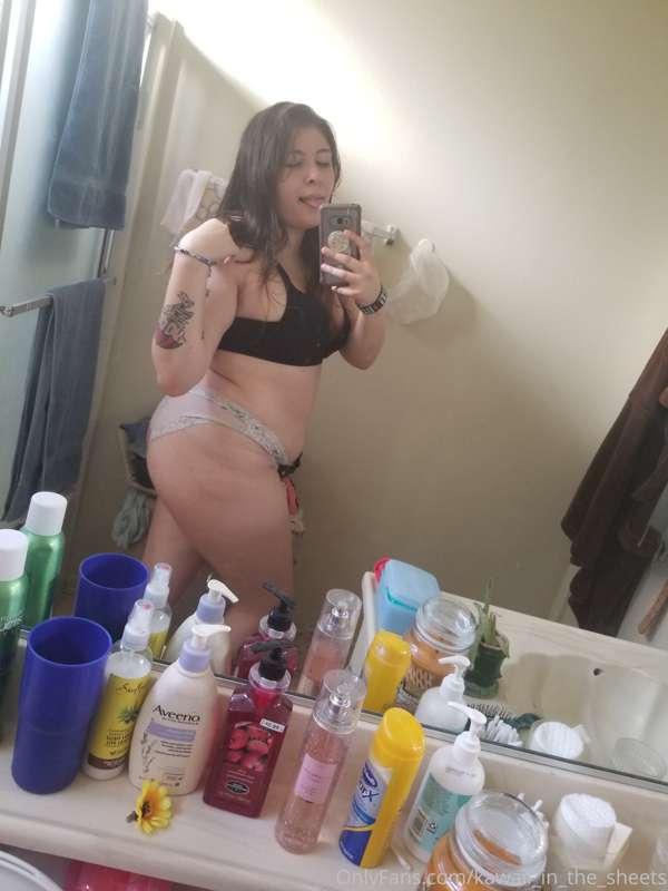 Workout done. Shower pics to come 😉