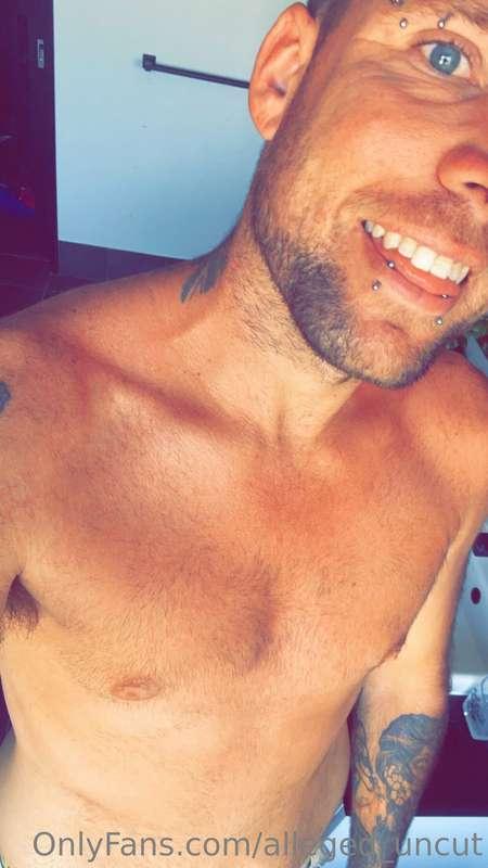 Just me 🙋🏼‍♂️