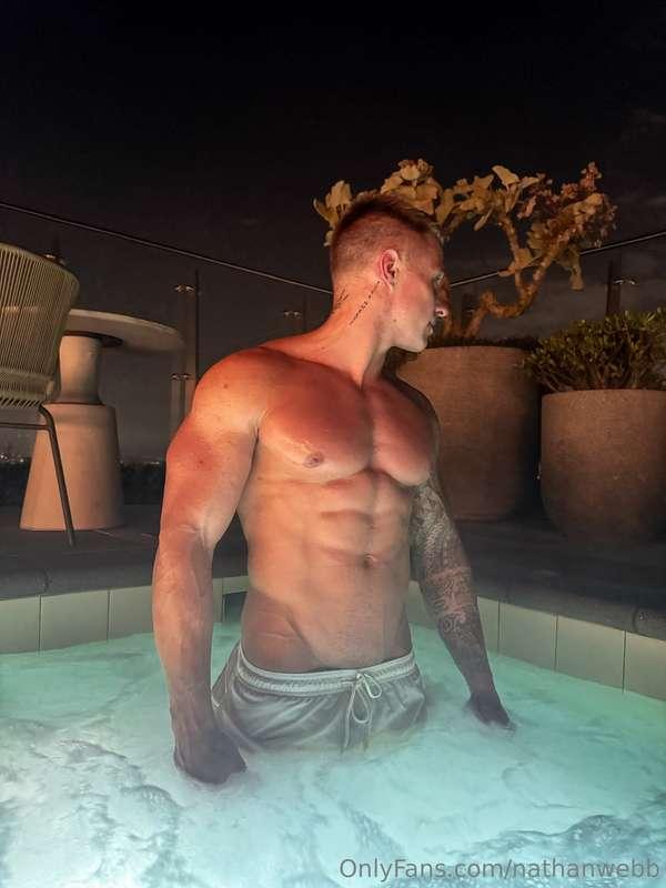 🎊🎂BIRTHDAY LIVE TONIGHT 7PM PST🎂🎊 who’s ready to celebrate w..