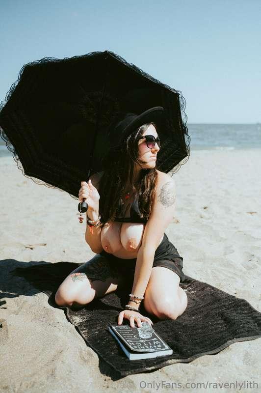 perpetually horny
∴
PC @jazputin