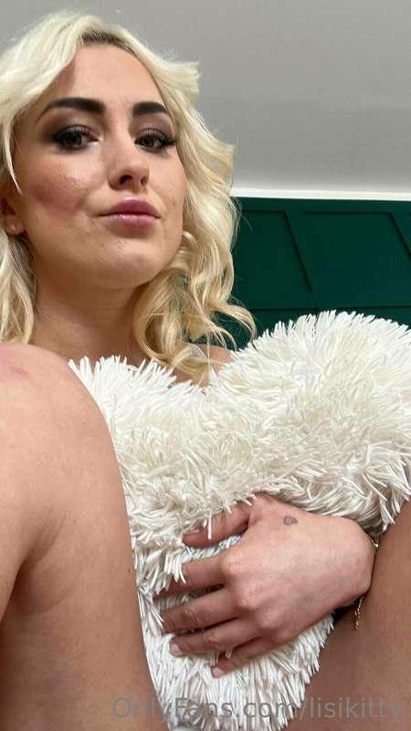 lisikitty image #0
