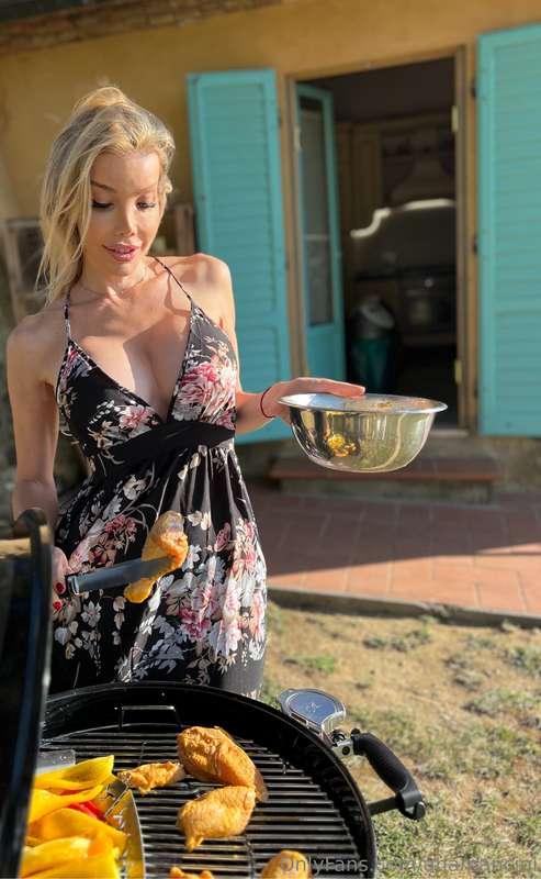 Can I cook for you baby ?? 👩🏼‍🍳