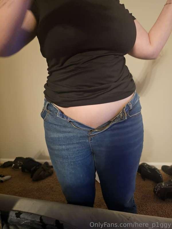 Ate my way out of my favorite pants 😭