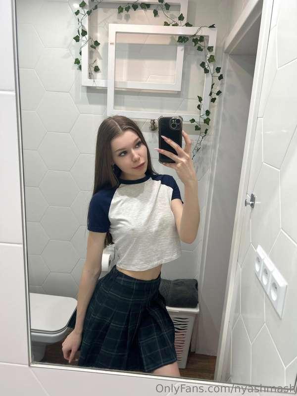Caught myself looking a little too cute in the mirror 💙🪞But ..