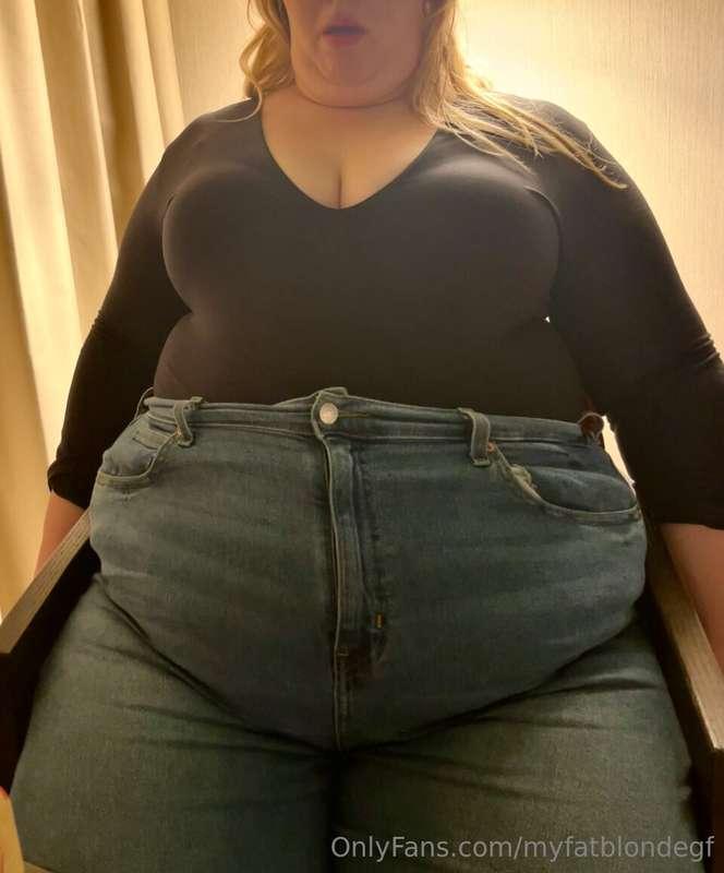 A bunch of camera roll drops from recently including this la..