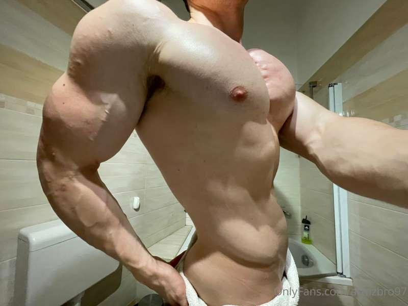 armzbro97 main image