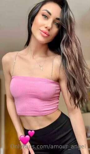 Сute kitty @evamorg1  😍
Loves cocks of all sizes😍When she ge..