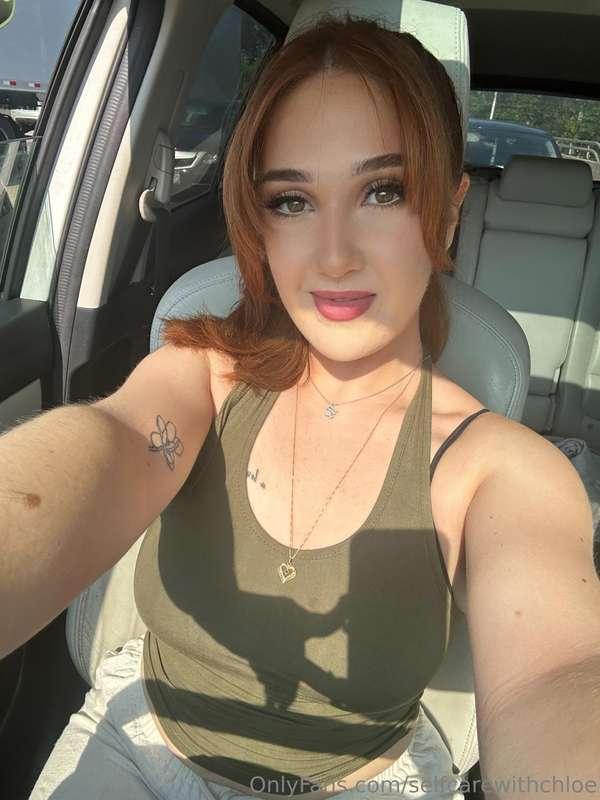 But first, let me take a selfie. Good morning💕