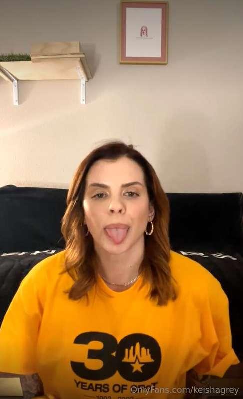 STARTING NOWGo through your DMs and unlock ANY 2 videos, the..