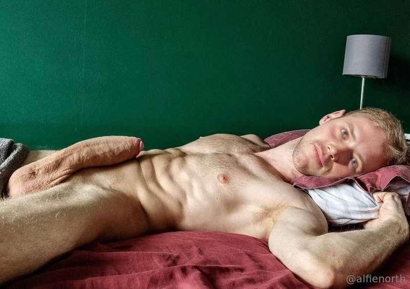 Should I collab with my friend?He really has 11.5 inc cock😱C..