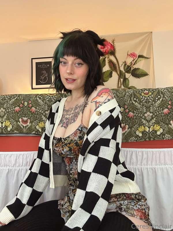 swipe to the end to see my perfect pussy in the hottest ridi..